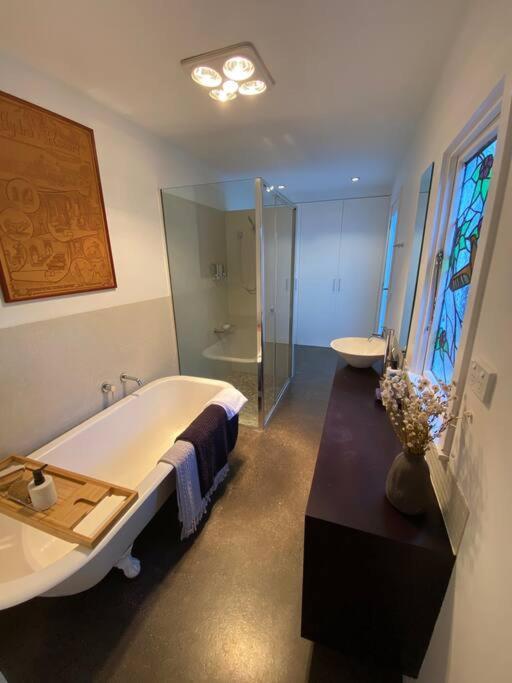 Charming Cottage Nestled In Prime Location Launceston Exterior foto